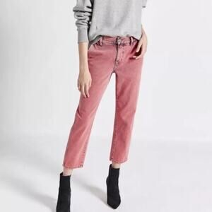 Current/Elliot The Confidant Straight Leg Cropped Jeans in Pink Size 25